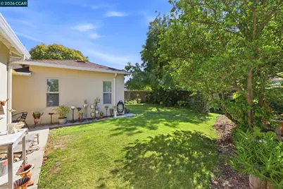 1873 Clayton Way, Concord, CA 94519 - Photo 38