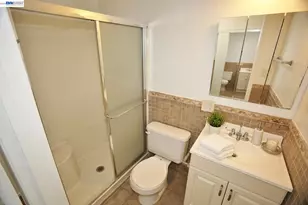 21379 Gary Dr, Hayward, CA 94546 - Photo 10