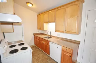 21379 Gary Dr, Hayward, CA 94546 - Photo 4