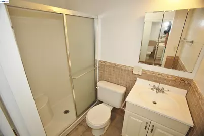 21379 Gary Dr #14, Hayward, CA 94546 - Photo 12