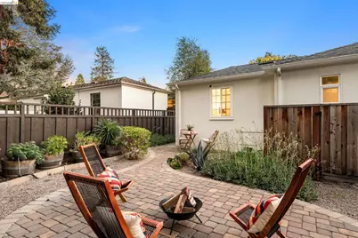 1112 Glen Dr, San Leandro, CA 94577 - Photo 34