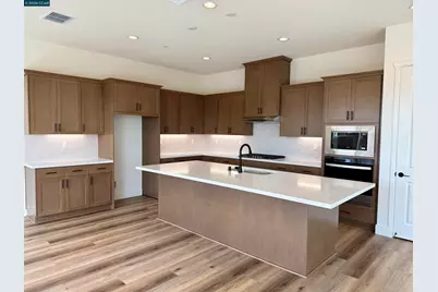 17369 Bushwick Lane, Lathrop, CA 95330 - Photo 2