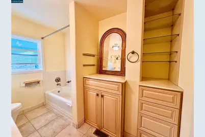 477 10th St, Pittsburg, CA 94565 - Photo 34