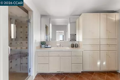 6401 Snake Road, Oakland, CA 94611 - Photo 18
