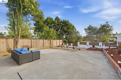 2843 Jennifer Dr, Castro Valley, CA 94546 - Photo 72