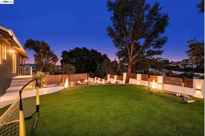 2843 Jennifer Dr, Castro Valley, CA 94546 - Photo 84