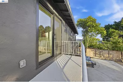 2843 Jennifer Dr, Castro Valley, CA 94546 - Photo 80