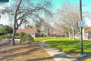4485 Clear Creek Ct, Concord, CA 94521 - Photo 34