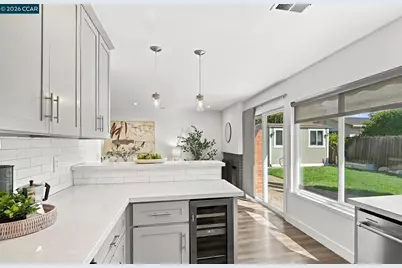4485 Clear Creek Ct, Concord, CA 94521 - Photo 12