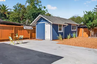 697 Nevada Street, Oakland, CA 94603 - Photo 28