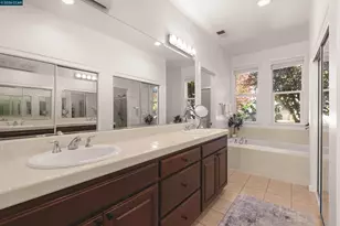 2046 Northfield Dr, Santa Rosa, CA 95403 - Photo 26