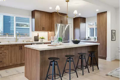 1705 Russell St, Berkeley, CA 94703 - Photo 8