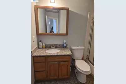 409 Worth St, Oakland, CA 94603 - Photo 12