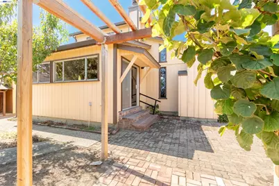 38940 Cherry Ct, Fremont, CA 94536 - Photo 26