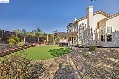 104 Wildflower Valley Ct, San Ramon, CA 94582 - Photo 50