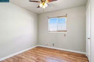 4911 76th St, Sacramento, CA 95820 - Photo 18