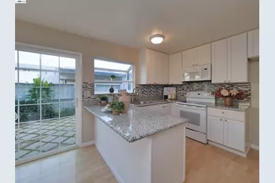 34590 Bluestone Cmn, Fremont, CA 94555 - Photo 12