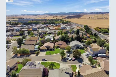 5405 Buffalo Court, Antioch, CA 94531 - Photo 2
