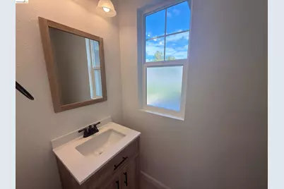 2491 Chuck Hammond Dr, Fairfield, CA 94533 - Photo 8