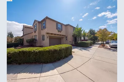 2491 Chuck Hammond Dr, Fairfield, CA 94533 - Photo 6