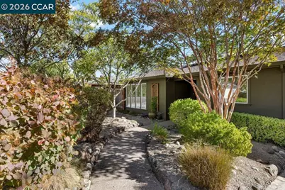 1122 Juanita Dr, Lafayette, CA 94595 - Photo 4