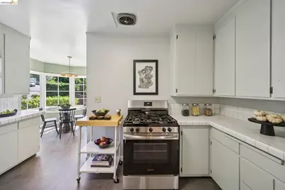 605 Prospect Ave, Oakland, CA 94610 - Photo 24