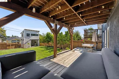 2444 Renwick St, Oakland, CA 94601 - Photo 58