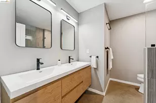 2444 Renwick St, Oakland, CA 94601 - Photo 36