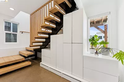 2444 Renwick St, Oakland, CA 94601 - Photo 40
