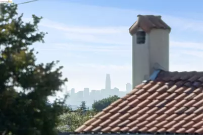 2444 Renwick St, Oakland, CA 94601 - Photo 38