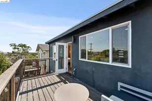 2444 Renwick St, Oakland, CA 94601 - Photo 22