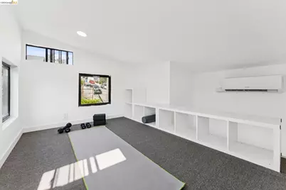2444 Renwick St, Oakland, CA 94601 - Photo 68