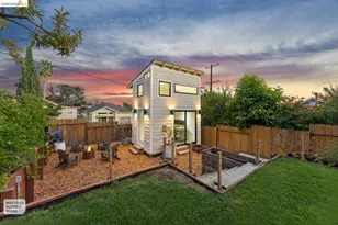 2444 Renwick St, Oakland, CA 94601 - Photo 46