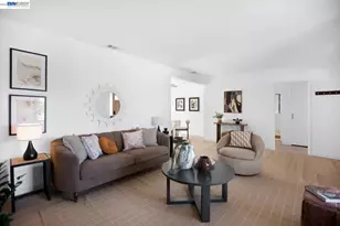 16133 Berkshire Dr, Castro Valley, CA 94578 - Photo 12