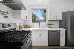 16133 Berkshire Dr, Castro Valley, CA 94578 - Photo 16