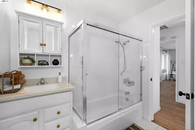 16133 Berkshire Dr, San Leandro, CA 94578 - Photo 22