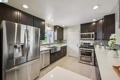 528 Fairway St, Hayward, CA 94544 - Photo 20