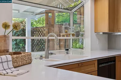 130 Greenway Dr, Walnut Creek, CA 94596 - Photo 18