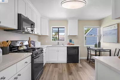 1220 Gilmore Dr, San Leandro, CA 94577 - Photo 12