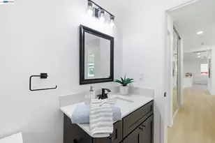 5011 Doyle Rd, San Jose, CA 95129 - Photo 46