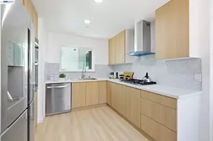 5011 Doyle Rd, San Jose, CA 95129 - Photo 20
