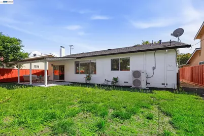 5011 Doyle Rd, San Jose, CA 95129 - Photo 52