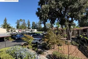1391 Monument Blvd, Concord, CA 94520 - Photo 30