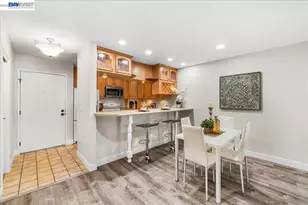 1391 Monument Blvd, Concord, CA 94520 - Photo 10