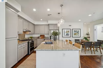 2060 Hibbard St, Alameda, CA 94501 - Photo 10