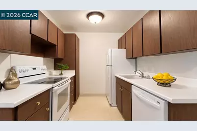 1473 Marchbanks Dr #4, Walnut Creek, CA 94598 - Photo 6