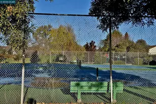 1284 Pinecrest Dr, Concord, CA 94521 - Photo 32
