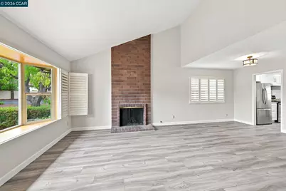 1284 Pinecrest Dr, Concord, CA 94521 - Photo 6