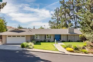 445 Kingsford Dr, Moraga, CA 94556 - Photo 2