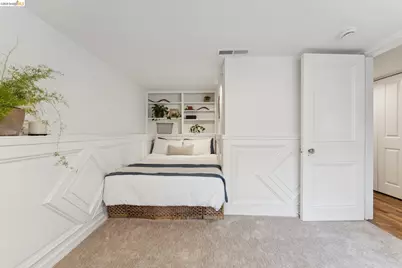 2437 Damuth St, Oakland, CA 94602 - Photo 44